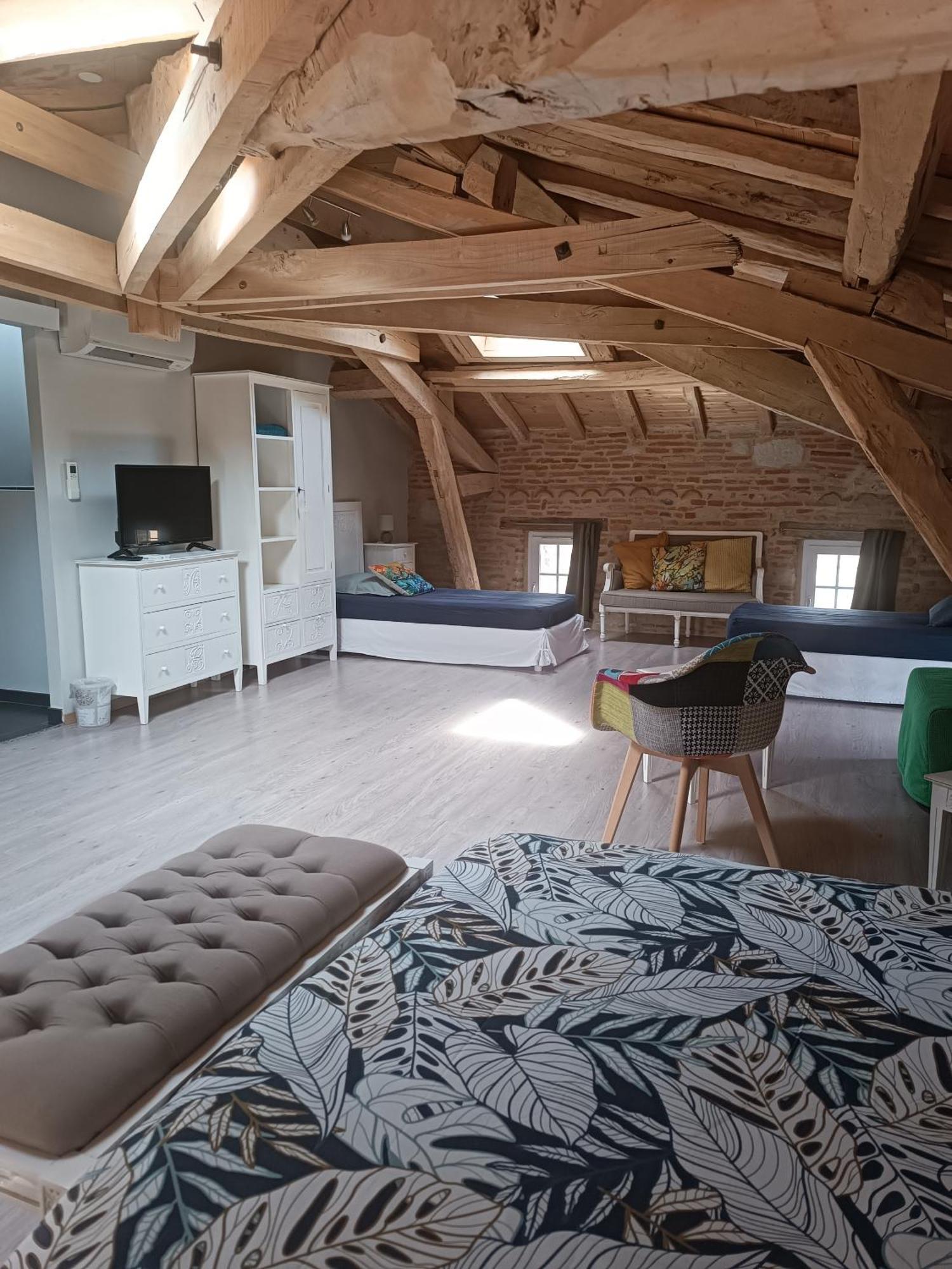 Le Jardin Des Cedres Hotell Lavaur  Rum bild