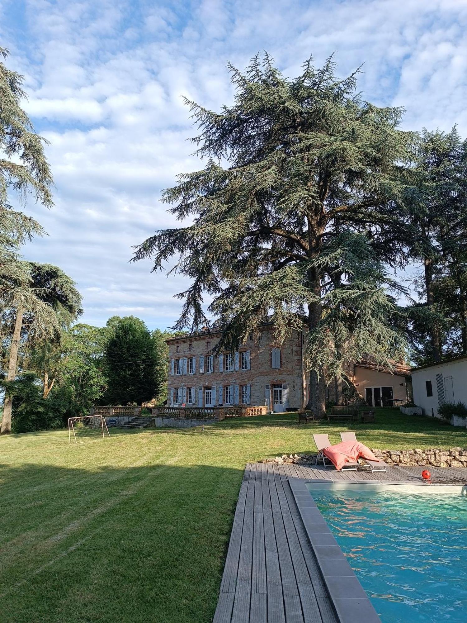Le Jardin Des Cedres Hotell Lavaur  Exteriör bild